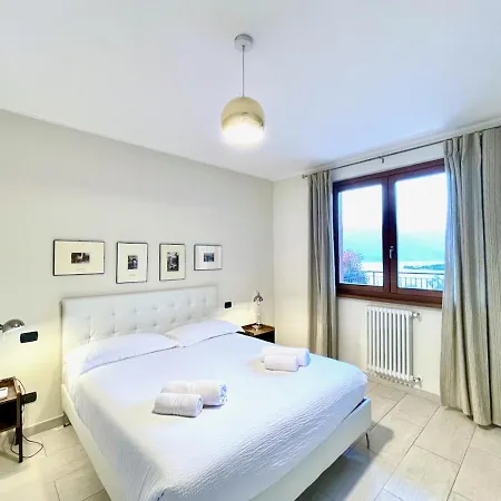 La Vista By Design Apartment