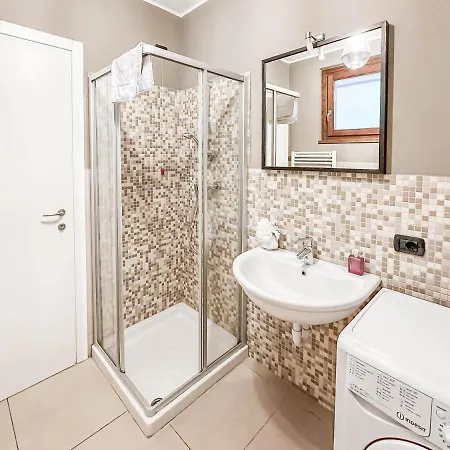 La Vista By Design